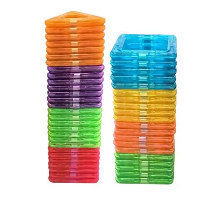 Jeu magnétique de 50 pièces pour le jeu créatif, les formes et les constructions pour enfants