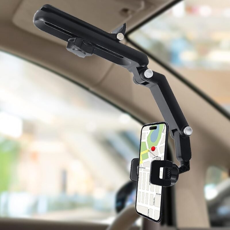 Support de téléphone fixé sur le pare-soleil d’une voiture