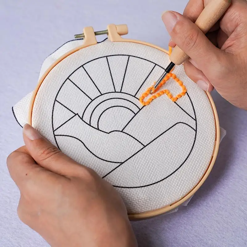 Kit punch needle DIY pour sous-verres en situation à la maison